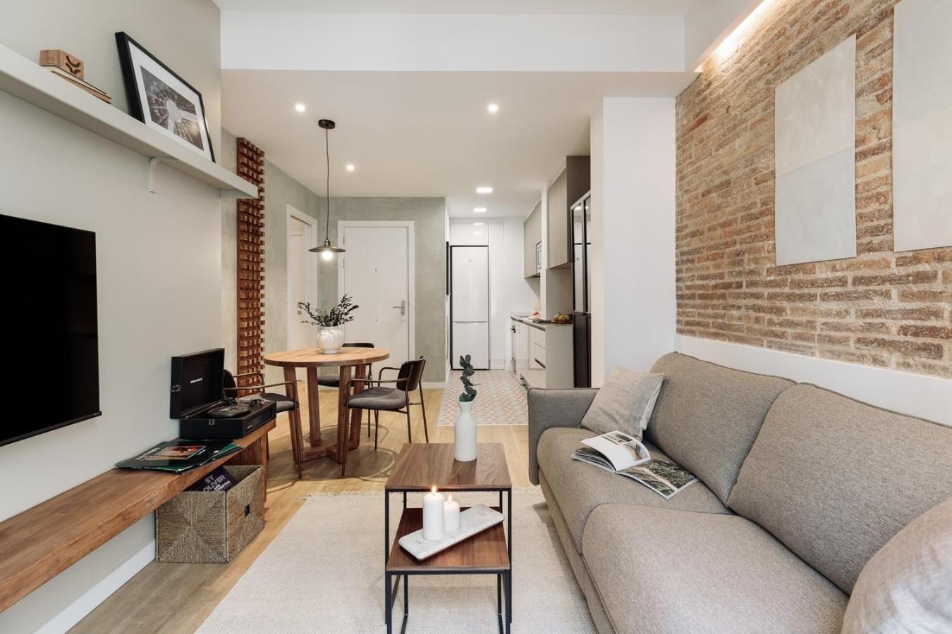 Ebre - 1 Bedroom And Balcony In Eixampre Esquerre Appartement Barcelone